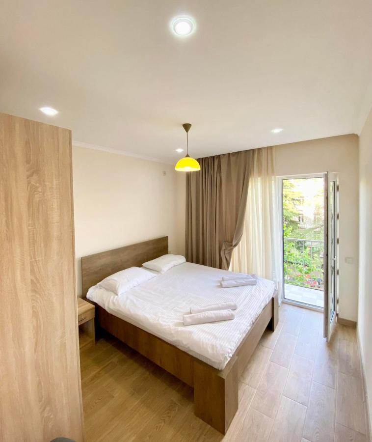 Room 27 In Κουτάισι Εξωτερικό φωτογραφία